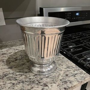 Wine Chiller / Ice bucket, silver